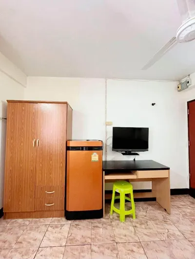 Room for rent near MRT Bang Kapi, photo 3 of 5