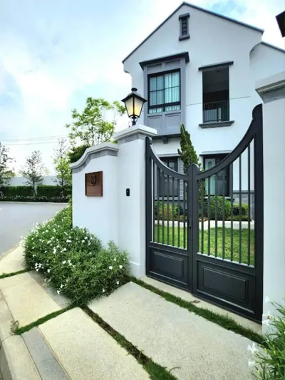 4-bed house for rent near ARL Makkasan, photo 2 of 5