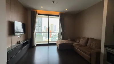 Condo 1 chambre à louer près de la station BTS Phrom Phong, photo 2 sur 5