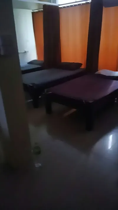 Commercial space for rent near BTS Krung Thon Buri, photo 2 of 5