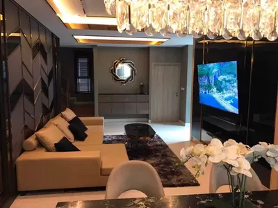 MRT 外环路兰英他站附近的4房独栋住宅出租，第2张，共5张