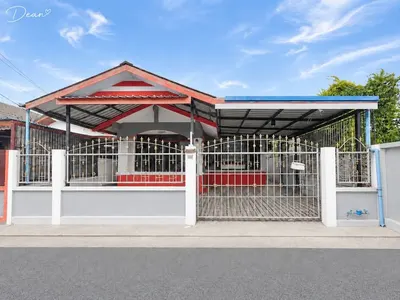 SRT ランシット駅周辺の2ベッドルーム一戸建て（売買）、写真1/5