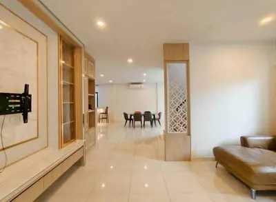 ให้เช่าบ้าน 4 ห้องนอน ใกล้ BTS บางนา รูปที่ 2 จาก 6