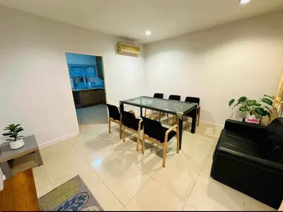 Baan klang Krung (British Town - Thonglor)の4ベッドルームタウンハウス（賃貸）、写真9/9