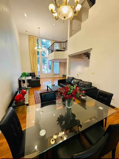 Baan klang Krung (British Town - Thonglor)の4ベッドルームタウンハウス（賃貸）、写真6/9