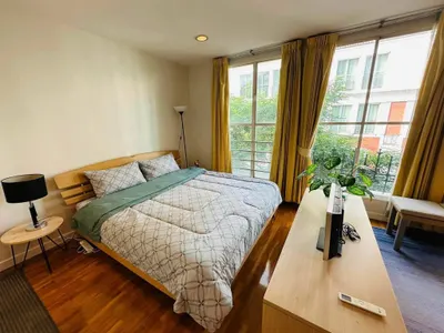 Baan klang Krung (British Town - Thonglor)の4ベッドルームタウンハウス（賃貸）、写真4/9