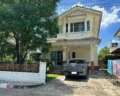 3-bed house for sale near MRT Min Buri, photo 1 of 5