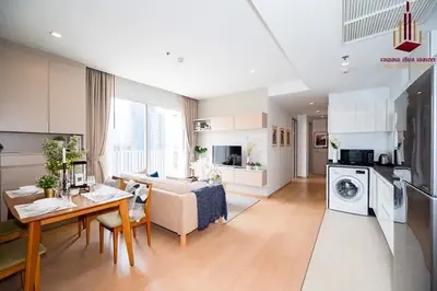 Condo 2 chambres à louer près de la station BTS Thong Lo, photo 2 sur 5