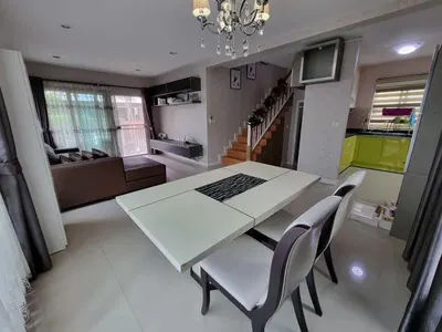 Passorn Prestige Phattakarn 38 ภัสสร เพรสทีจ พัฒนาการ 38の3ベッドルーム一戸建て（賃貸）、写真3/5
