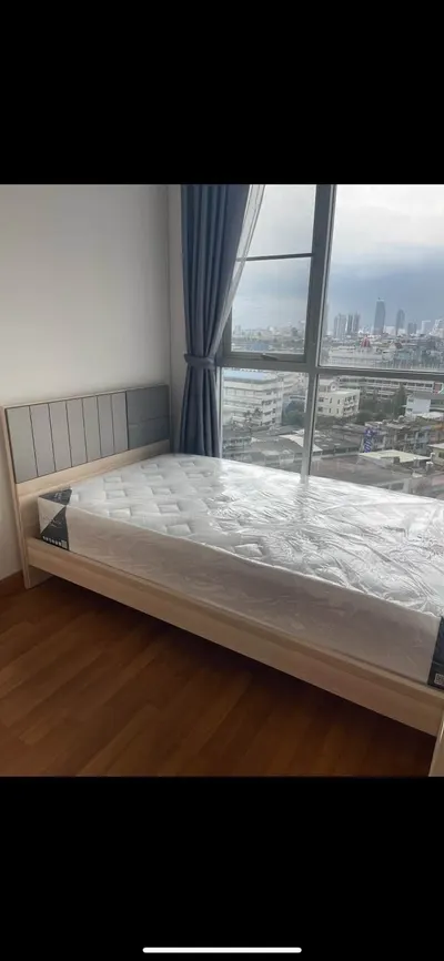 2-bed condo for rent near MRT Huai Khwang, photo 4 of 5