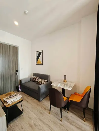 1-bed condo for rent near BTS On Nut, photo 4 of 5