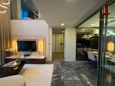 3-bed condo for rent at Ashton Residence 41, photo 2 of 5