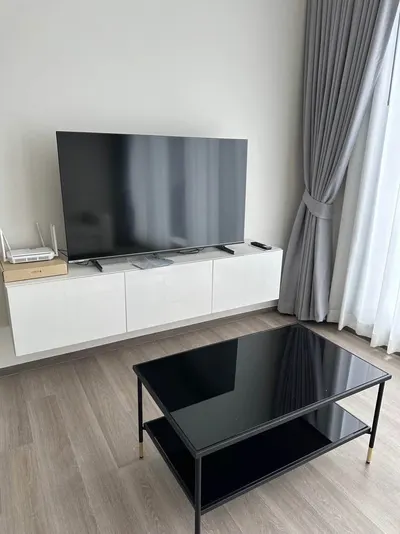 2-bed condo for rent near BTS Saphan Taksin, photo 3 of 5