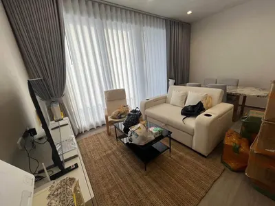 2-bed condo for rent near BTS Saphan Taksin, photo 1 of 5