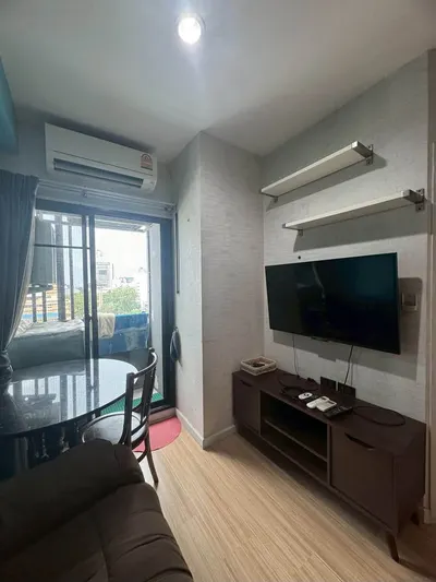 1-bed condo for rent near MRT Ratchadaphisek, photo 4 of 5