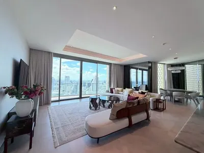 The Residences at Mandarin Oriental Bangkok的3房公寓出租，第1张，共5张