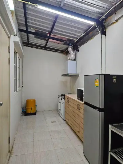 ให้เช่าบ้าน 4 ห้องนอน ใกล้ BTS อ่อนนุช รูปที่ 4 จาก 5