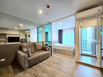 Condo 1 chambre à louer à Regent Home Bangna, photo 1 sur 10