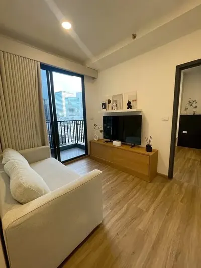 1-bed condo for rent at The Stage Mindscape Ratchada-Huai Khwang, photo 1 of 5