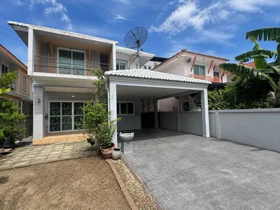 MRT 帕瓦那站附近的3房独栋住宅出租，第4张，共5张