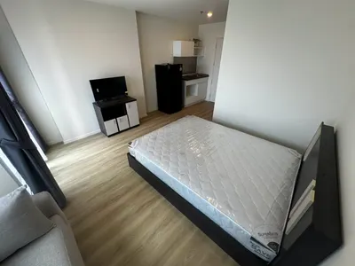 Studio condo for rent at Lumpini Ville Chaeng Watthana-Pak Kret Station, photo 2 of 5