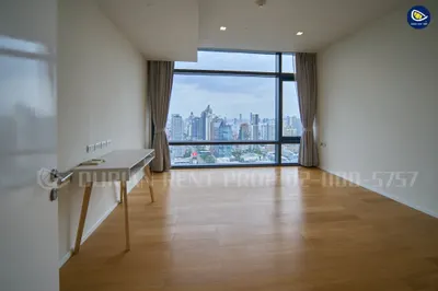 2-bed condo for rent at Circle Living Prototype, photo 4 of 5