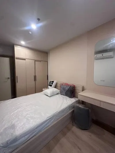 Condo 1 chambre à louer près de la station BTS Asok, photo 1 sur 5