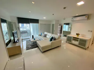 3-bed condo for rent near BTS Thong Lo, photo 3 of 5