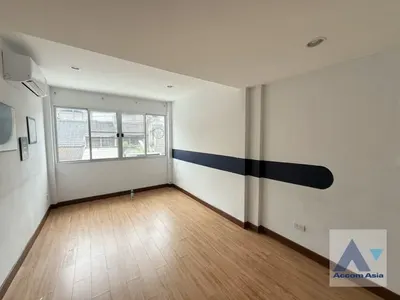 6-bed house for rent near MRT Sukhumvit, photo 4 of 5
