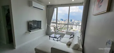 2-bed condo for rent near BTS Chong Nonsi, photo 2 of 5