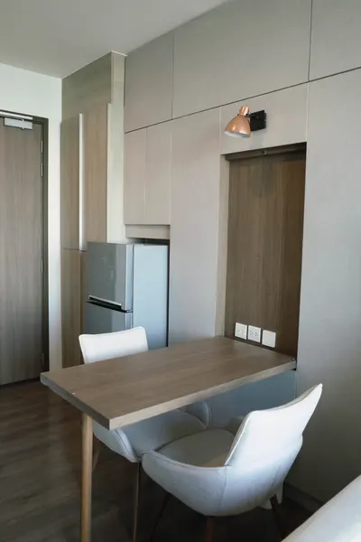 ให้เช่าคอนโด 1 ห้องนอน Whizdom Essence Sukhumvit รูปที่ 5 จาก 7