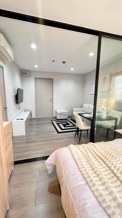 Condo for rent at The Politan Rive, photo 1 of 5
