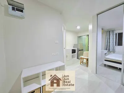 Condo 3 chambres à louer près de la station BTS Phra Khanong, photo 2 sur 3