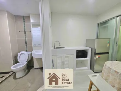 Condo 3 chambres à louer près de la station BTS Phra Khanong, photo 3 sur 3