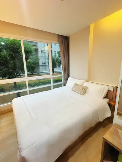 Emerald Residence Ratchadaのコンドミニアム（賃貸）、写真3/5