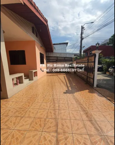 4-bed house for sale near BTS Udom Suk, photo 3 of 5