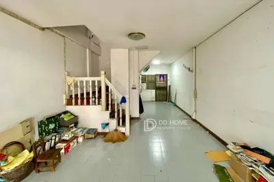 3-bed house for sale near MRT Yaek Nonthaburi 1, photo 3 of 5