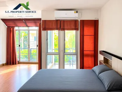 3-bed townhouse for rent near MRT Huai Khwang, photo 4 of 5
