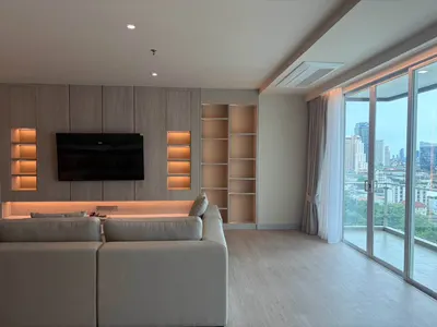 3-bed apartment for rent near BTS Phrom Phong, photo 3 of 5