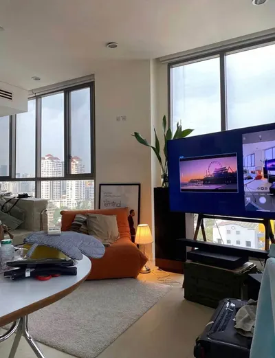 AEQUA Residence Sukhumvit 49のスタジオタイプのコンドミニアム（賃貸）、写真2/5