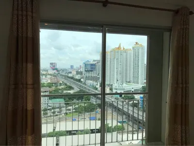Lumpini Place Rama 9 - Ratchada的公寓出租，第4张，共5张