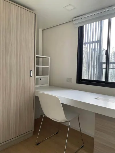 Condo for rent at Chewathai Residence Asoke, photo 4 of 5