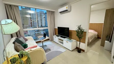 1-bed condo for sale near BTS Ari, photo 1 of 5