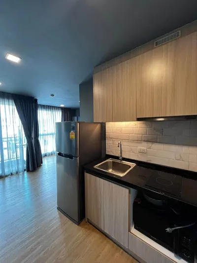 Condo for rent at The Light New York Condominium, photo 5 of 8