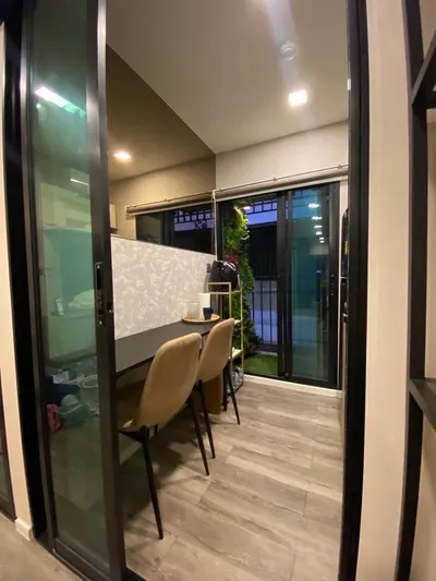 1-bed condo for rent near MRT Huai Khwang, photo 4 of 5