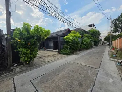 ขายบ้าน 4 ห้องนอน ใกล้ MRT พหลโยธิน รูปที่ 2 จาก 5