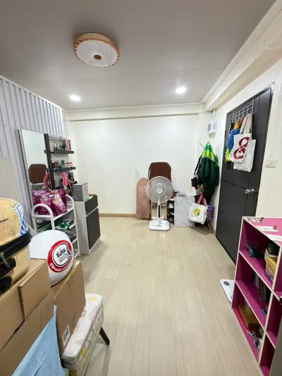MRT 邦灿站附近的1房公寓出售，第5张，共5张