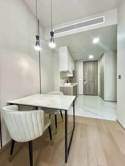 1-bed condo for rent at Celes Asoke, photo 4 of 10