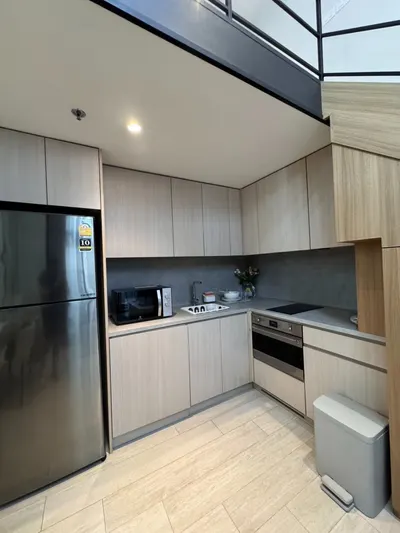 The Lofts Silom by Raimon Land的1房公寓出租，第5张，共5张