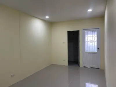 Room for rent near BTS Bang Wa, photo 1 of 4